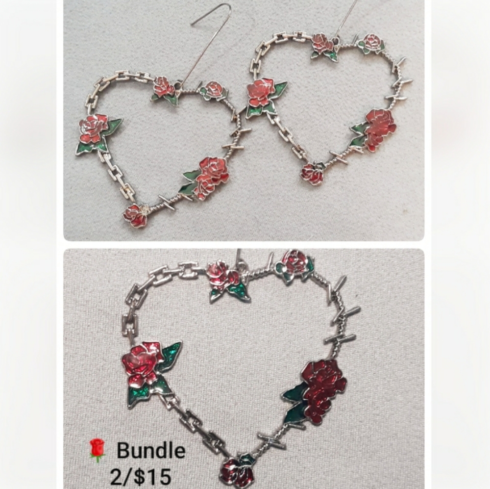 Gothic Heart Chain Link Earrings with Rose and Barbed Wire / Rose Dangle Earring